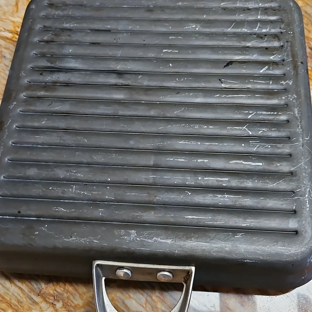 CALPHALON Non Stick Grill Pan Griddle 11.5